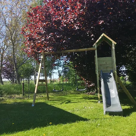 Semesterbostad La Ruchette Anthee